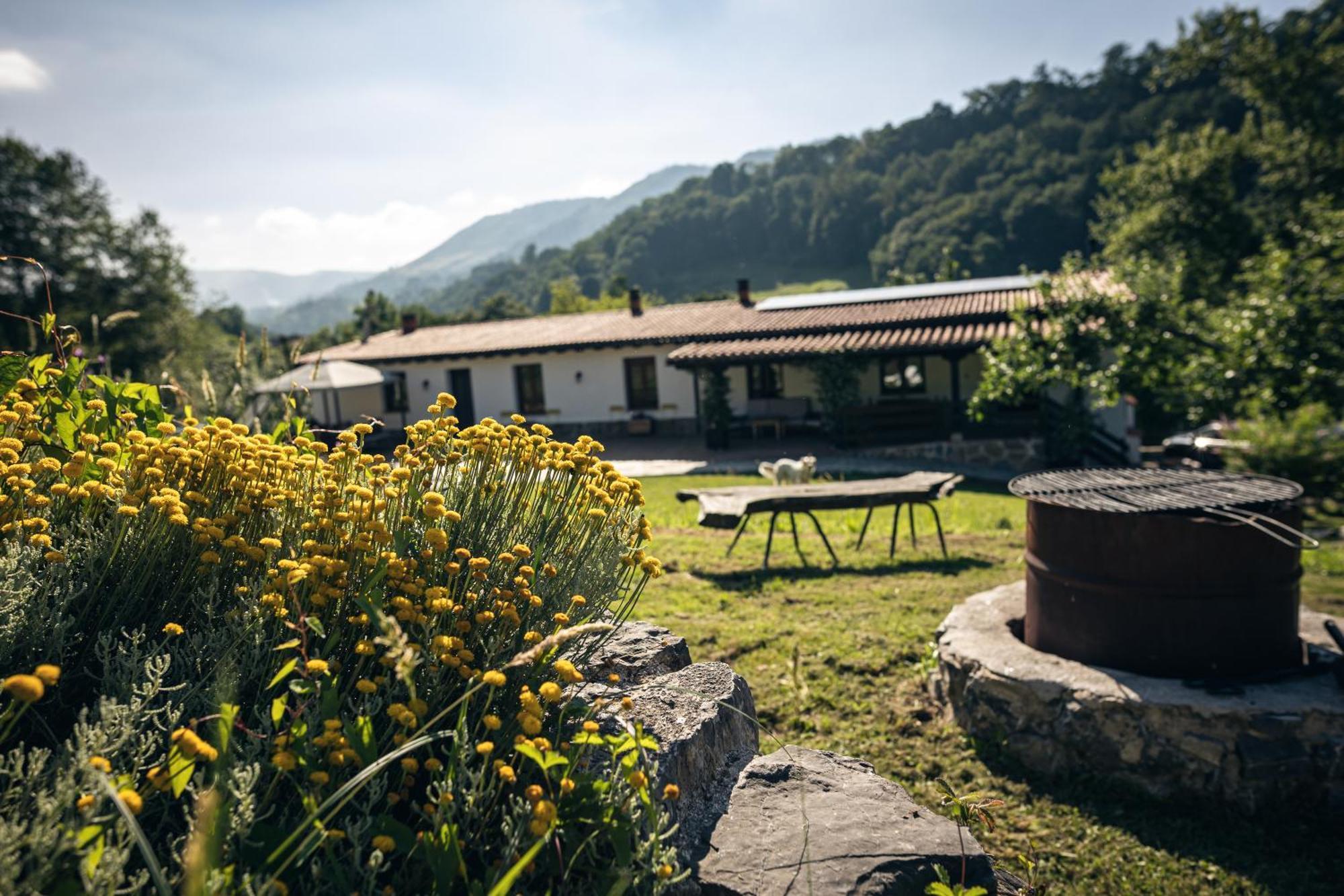 Finca La Naguada Casa Rural En Asturias Beloncio Buitenkant foto